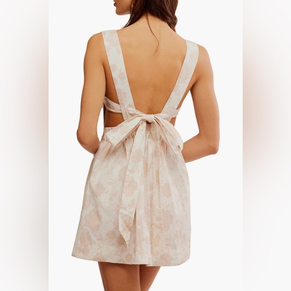 Free People Meet Me in Maui Sleeveless Minidress - Picture 2 of 7